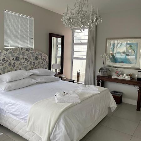 Vermont Hermanus - Views, Sunny, Right On The Sea Екстер'єр фото